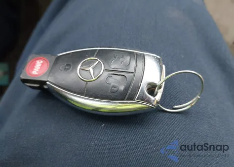 2009 Mercedes-Benz Sl 550 z USA, uszkodzony, nr VIN WDBSK71FX9F152276